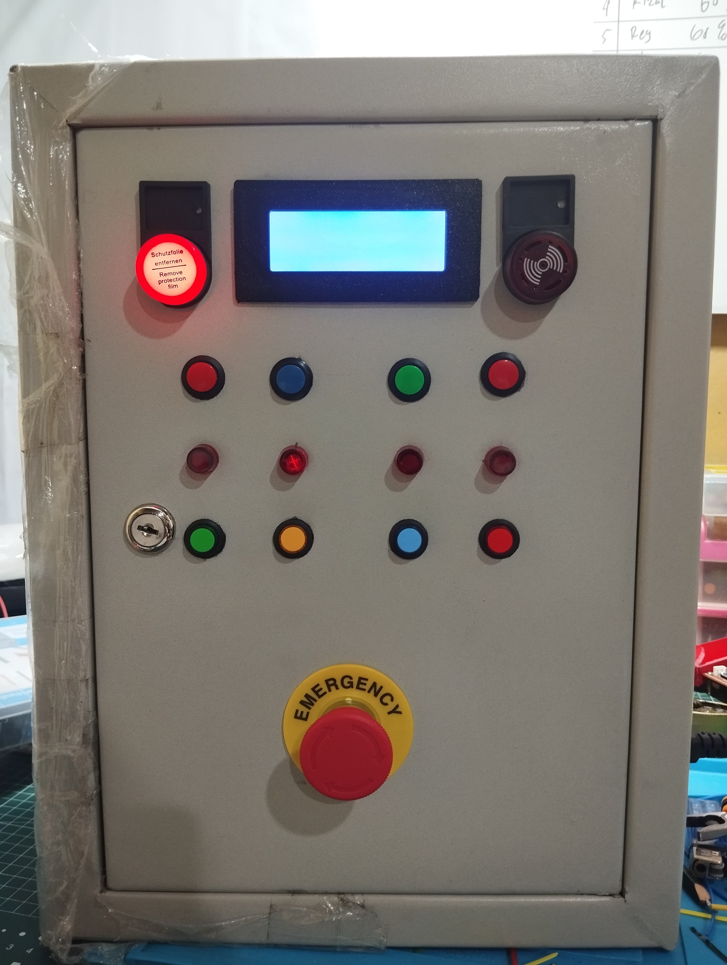 Instalasi panel kontrol 3 Fasa